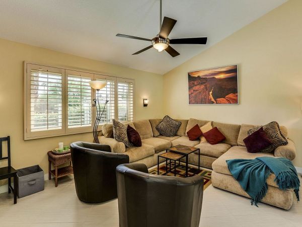 Palm Springs Home 948856