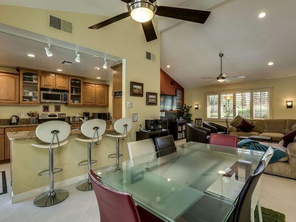 Palm Springs Home 948856