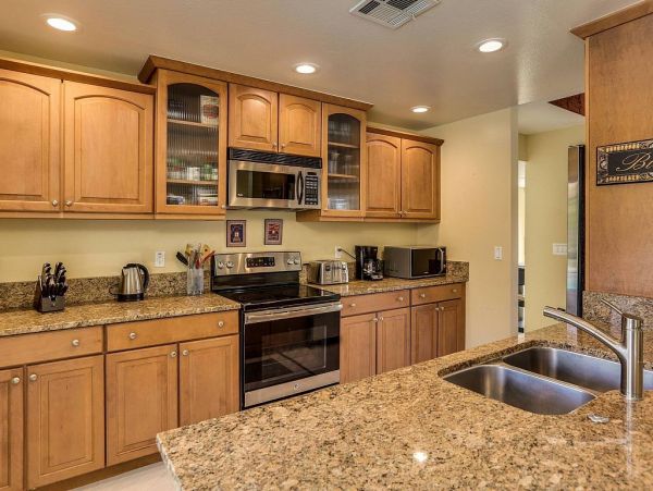 Palm Springs Home 948856