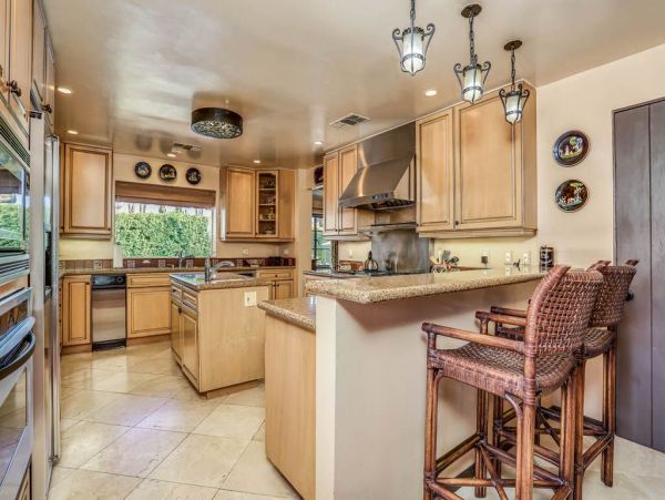 Palm Springs Home 948857