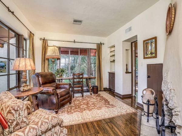 Palm Springs Home 948857