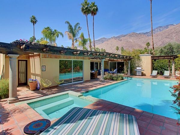 Palm Springs Home 948858