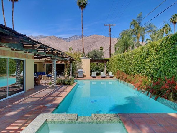 Palm Springs Home 948858