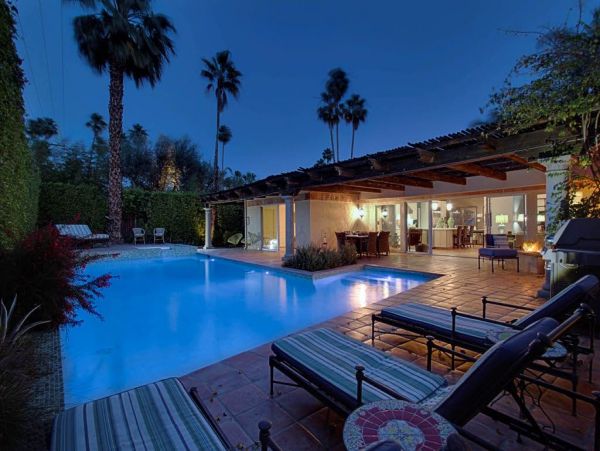 Palm Springs Home 948858