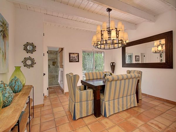 Palm Springs Home 948858