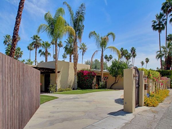 Palm Springs Home 948858