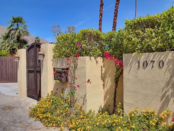 Palm Springs Home 948858
