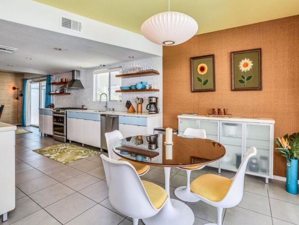Palm Springs Home 948859