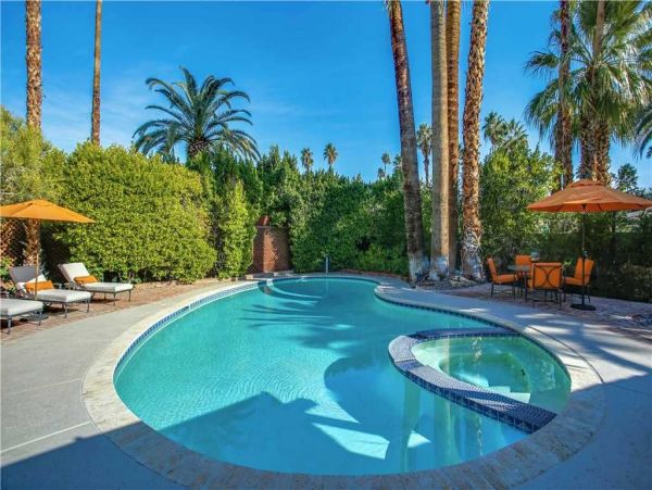 Palm Springs Home 948860