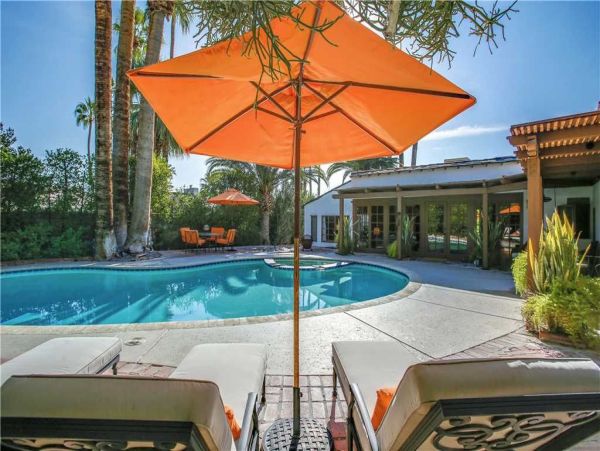 Palm Springs Home 948860