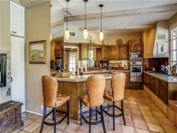Palm Springs Home 948860