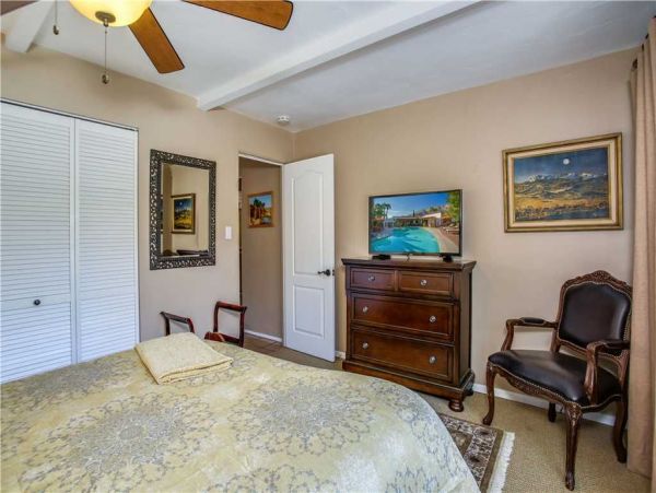 Palm Springs Home 948860