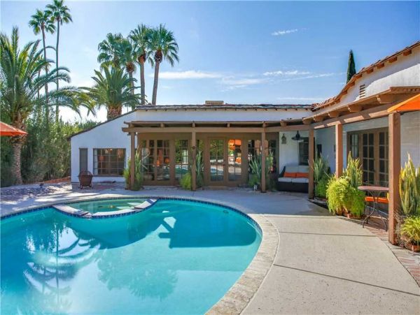 Palm Springs Home 948860
