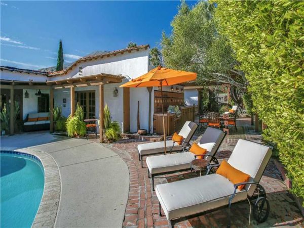 Palm Springs Home 948860