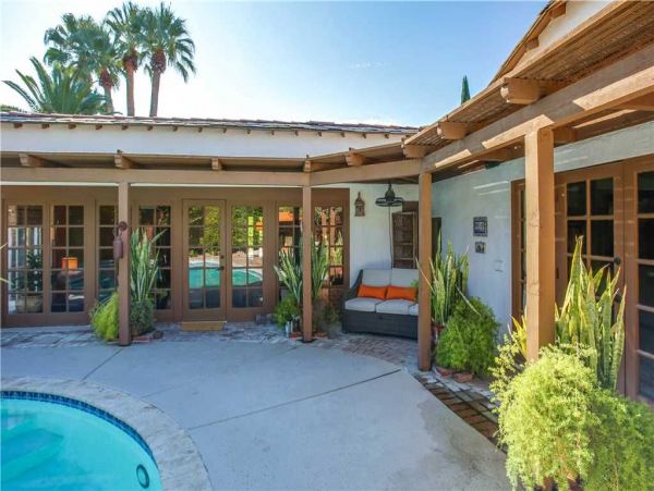 Palm Springs Home 948860