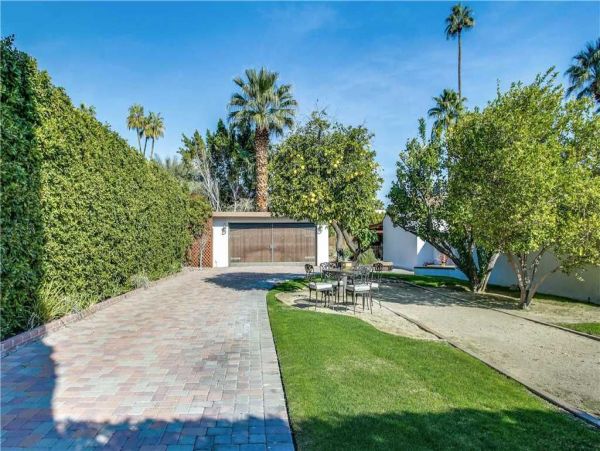 Palm Springs Home 948860