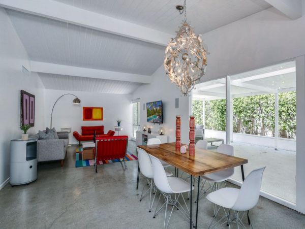 Palm Springs Home 948861