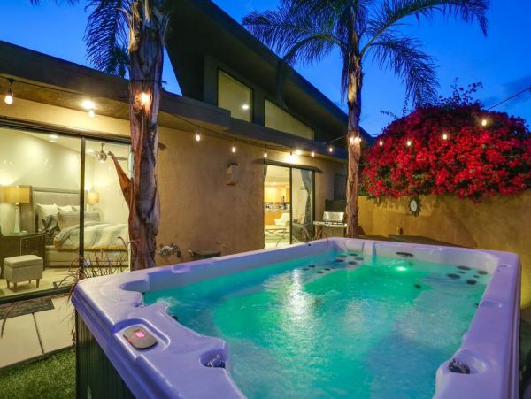 Palm Springs Home 948862