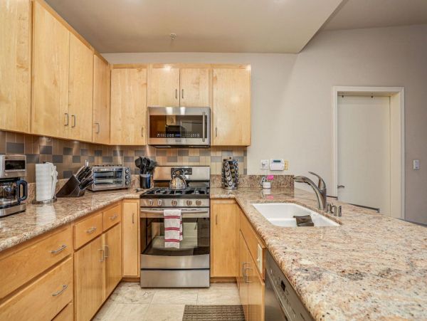 Palm Springs Home 948862