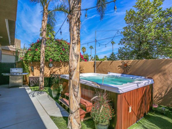 Palm Springs Home 948862