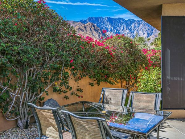Palm Springs Home 948862
