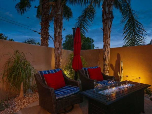Palm Springs Home 948862