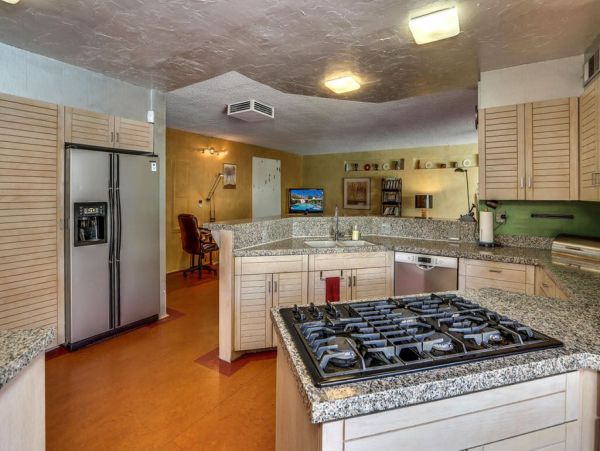 Palm Springs Home 948863