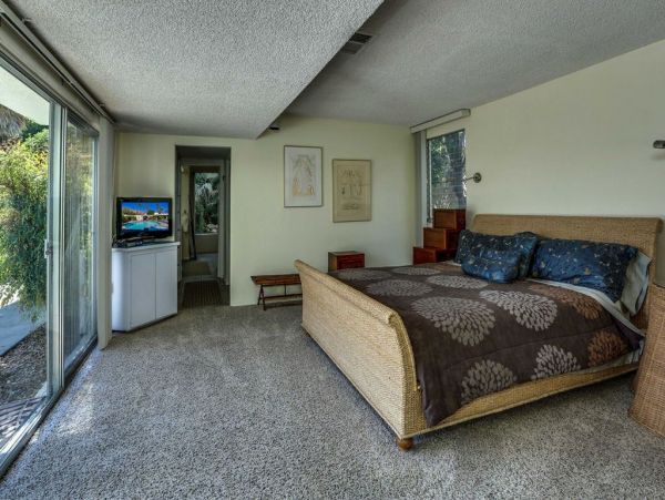 Palm Springs Home 948863
