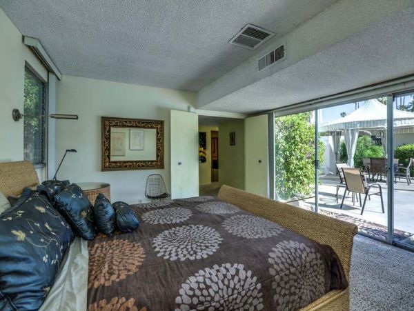 Palm Springs Home 948863