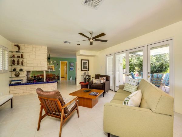 Palm Springs Home 948864