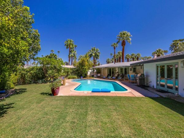 Palm Springs Home 948864