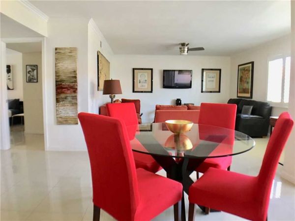 Palm Springs Home 948865