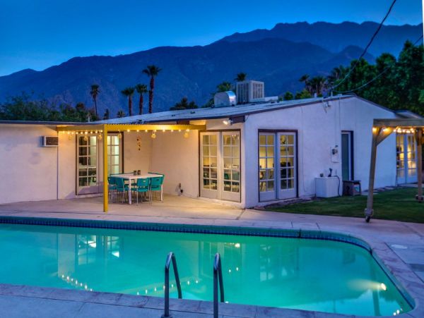 Palm Springs Home 948866