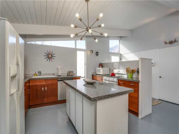 Palm Springs Home 948866