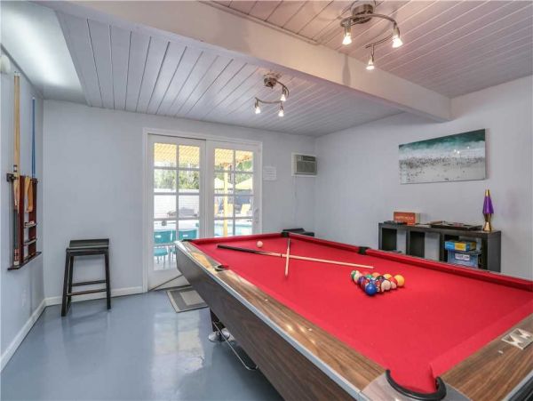 Palm Springs Home 948866