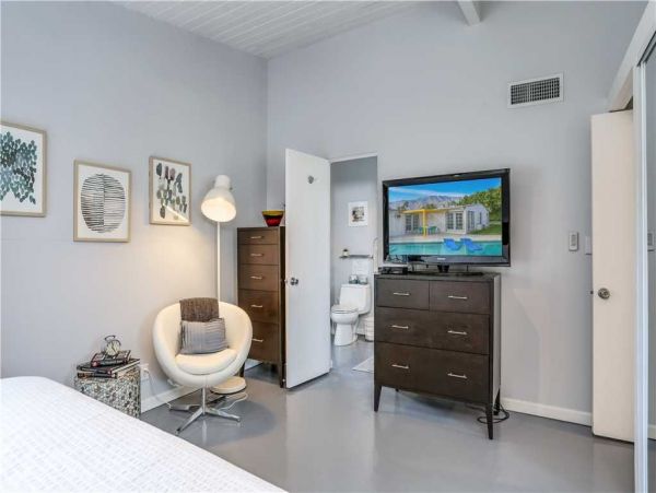 Palm Springs Home 948866