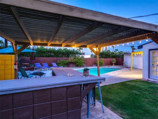 Palm Springs Home 948866