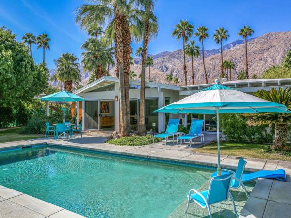 Palm Springs Home 948867