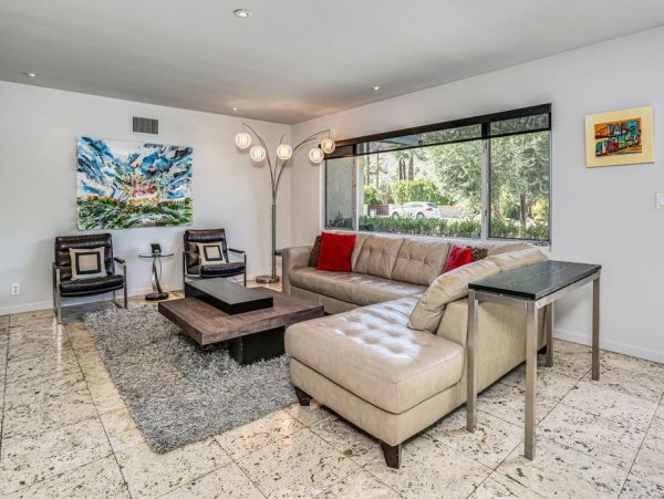 Palm Springs Home 948867