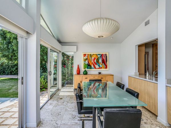 Palm Springs Home 948867