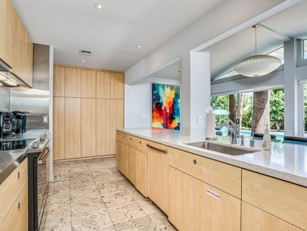 Palm Springs Home 948867
