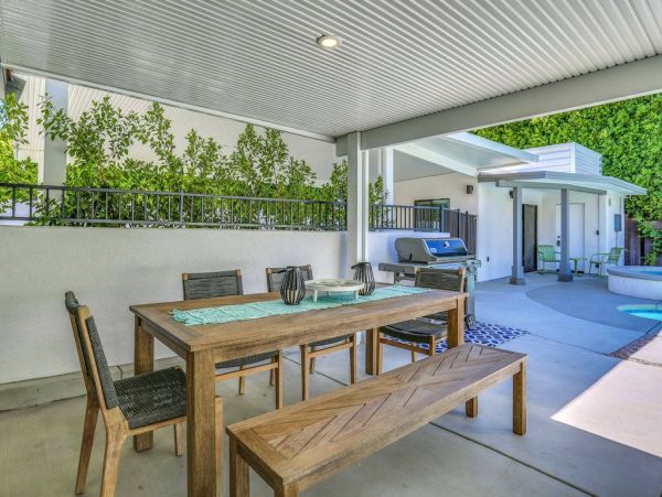 Palm Springs Home 948868