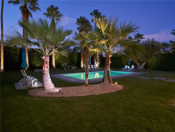 Palm Springs Home 948870