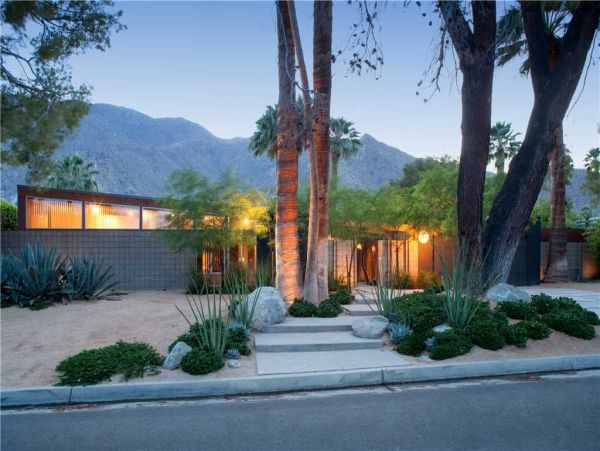 Palm Springs Home 948871