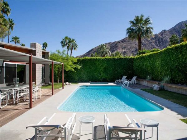 Palm Springs Home 948871