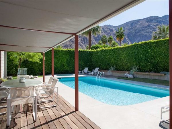 Palm Springs Home 948871