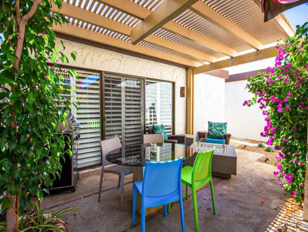Palm Springs Home 948873