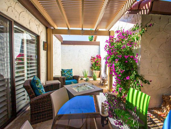 Palm Springs Home 948873