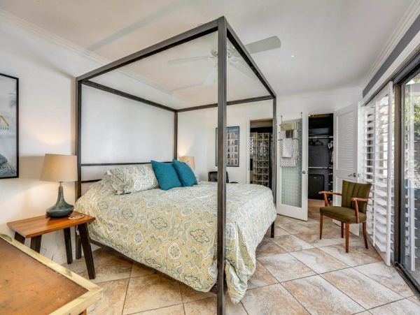 Palm Springs Home 948873