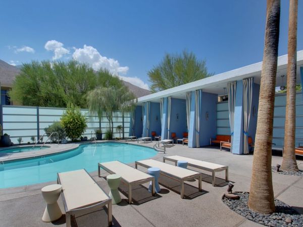 Palm Springs Home 948875
